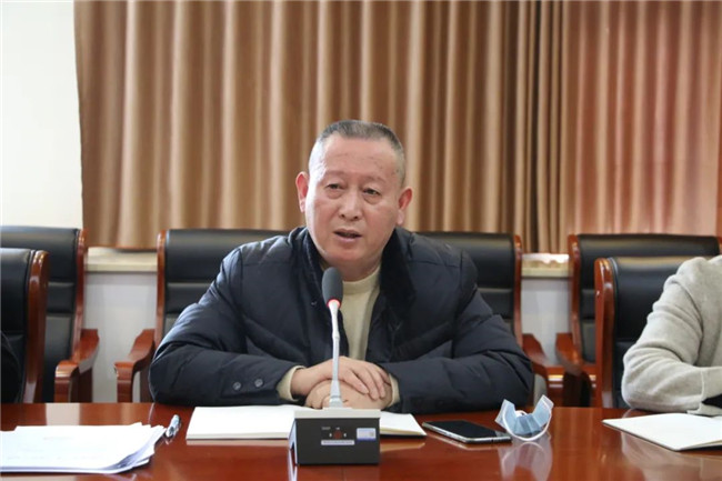 市古鎮(zhèn)投資公司召開春節(jié)期間疫情防控、矛盾糾紛排查和安全生產(chǎn)工作部署會