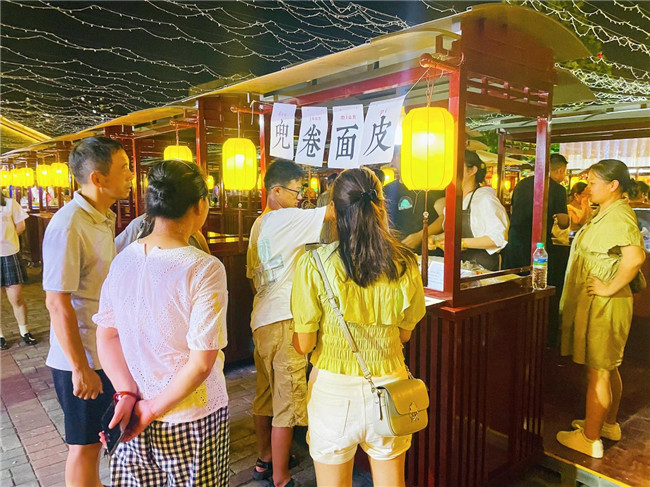 點(diǎn)亮夜間經(jīng)濟(jì)，激發(fā)城市活力——“夜珠山·碼頭夜市”正式開市！