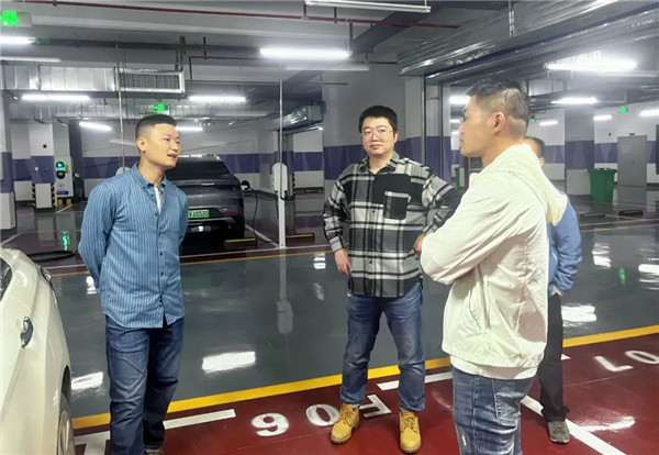 公司領導深入項目一線進行調研