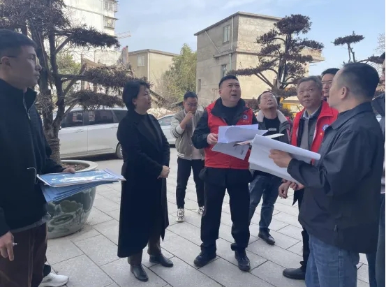 市古鎮(zhèn)投資公司現(xiàn)場聯(lián)動辦公，解決項目辦證難題