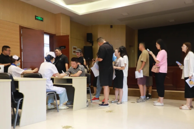 市古鎮(zhèn)投資公司開展無償獻血活動　